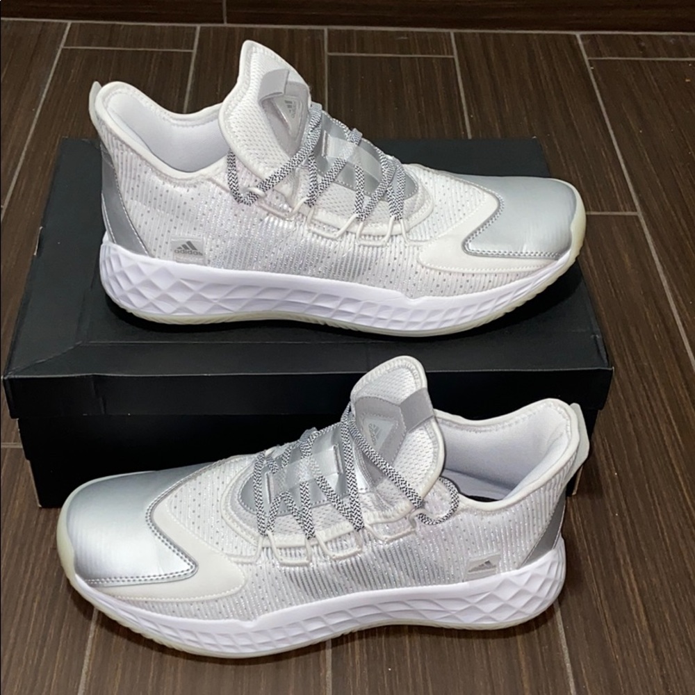 🏀Adidas Pro Boost Low Sz 12.5 Basketball Shoe🏀
